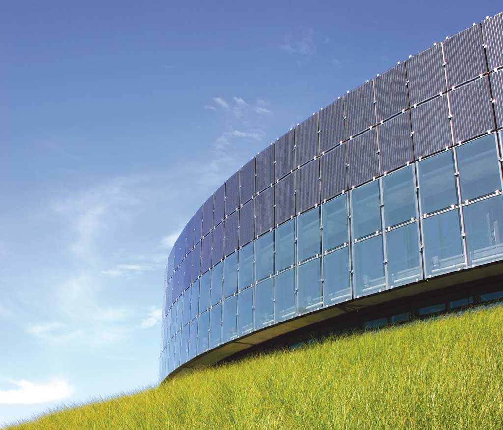 EWE-Arena - Gevel met fotovoltaïsche panelen